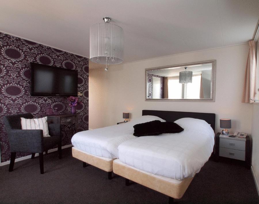 Hotel Van Dijk كامْبِن المظهر الخارجي الصورة
